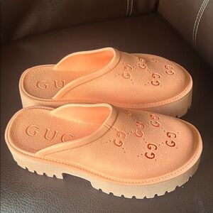 Gucci Women's Coral Embossed Mules